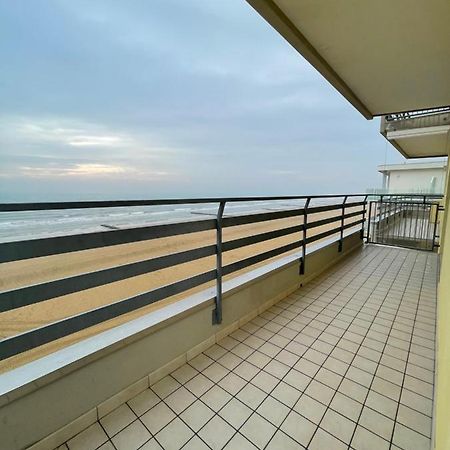 CONDOMINIO CANSIGLIO- Walterigato Apartments- Solo per Famiglie Lido di Jesolo Esterno foto