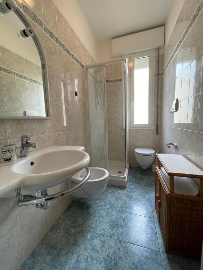 CONDOMINIO CANSIGLIO- Walterigato Apartments- Solo per Famiglie Lido di Jesolo Esterno foto