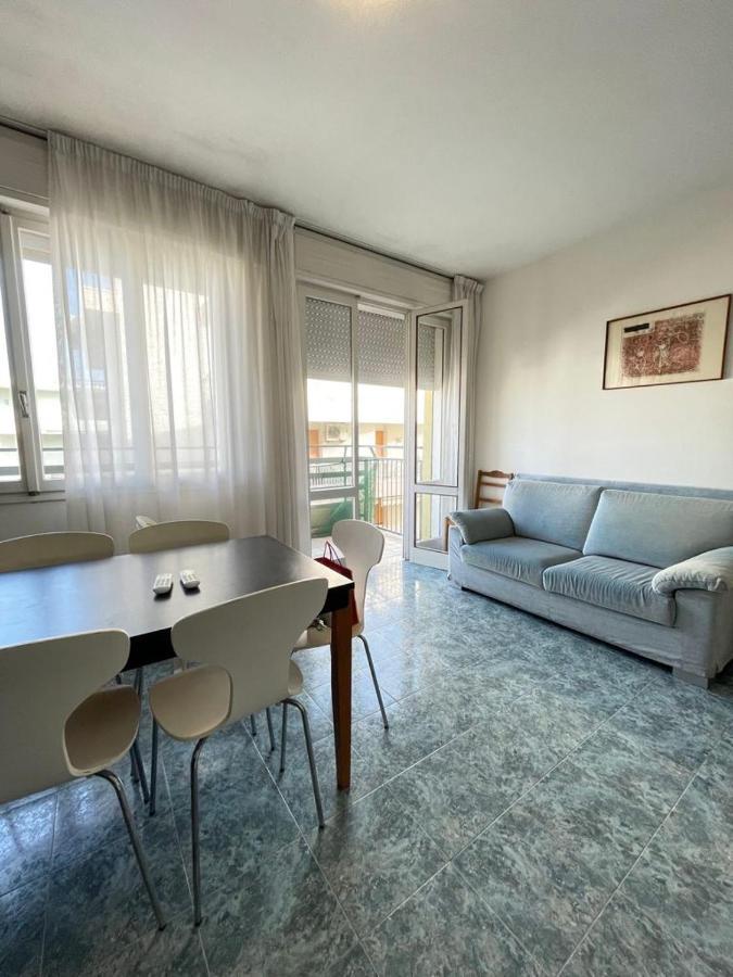 CONDOMINIO CANSIGLIO- Walterigato Apartments- Solo per Famiglie Lido di Jesolo Esterno foto